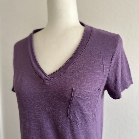 Caslon Purple V-Neck Pocket Tee - Small - Picture 3 of 6
